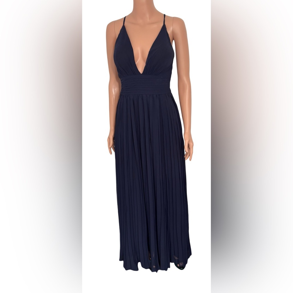Kennedy Blue formal dress Navy size 4
